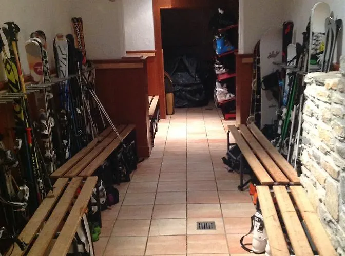 Route Du Village 5 Panorama *