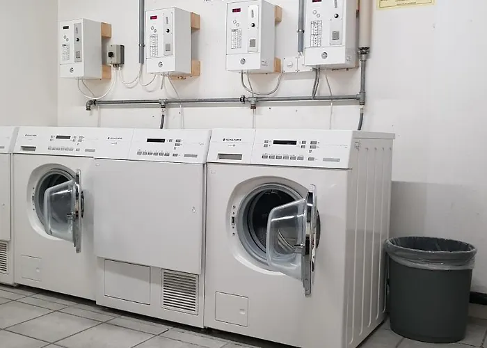 Route Du Village 5 Panorama *