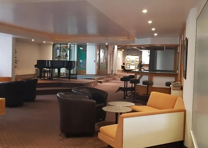 Route Du Village 5 Panorama