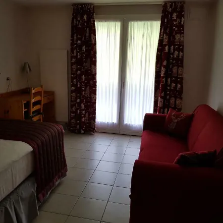 Route Du Village 5 Panorama Апартаменты *
