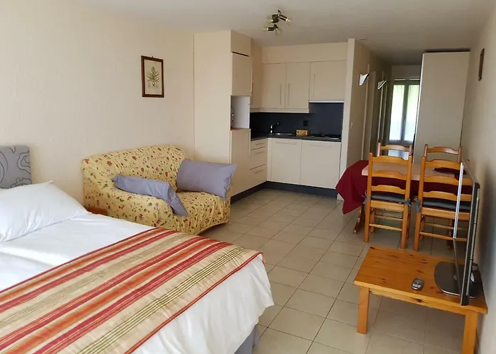 Route Du Village 5 Panorama